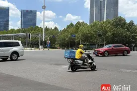 外卖员、快递员能领高温津贴吗？人社部这样部署图片