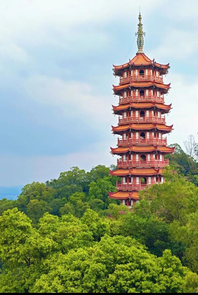 跟着赛事游鹤山！动起来！用运动方式打开鹤山～