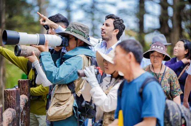 全球出圈‼️双奖加身‼️厉害了瓦屋山！