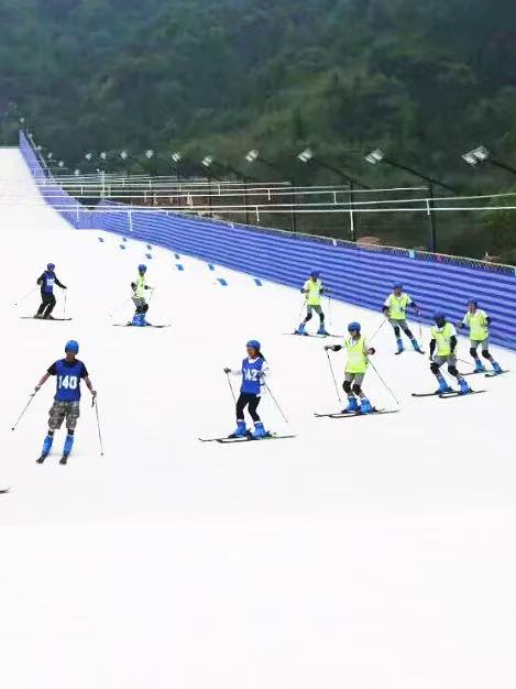 一键收藏！卾冬最全滑雪攻略