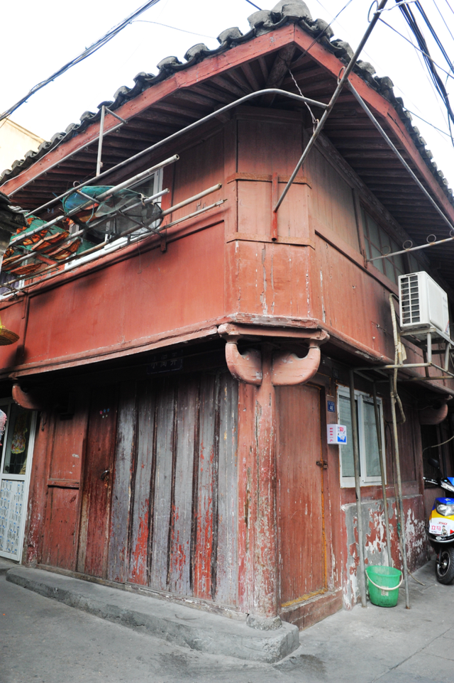 舟山有意思｜舟山这里有条路最窄处仅供一人通行…