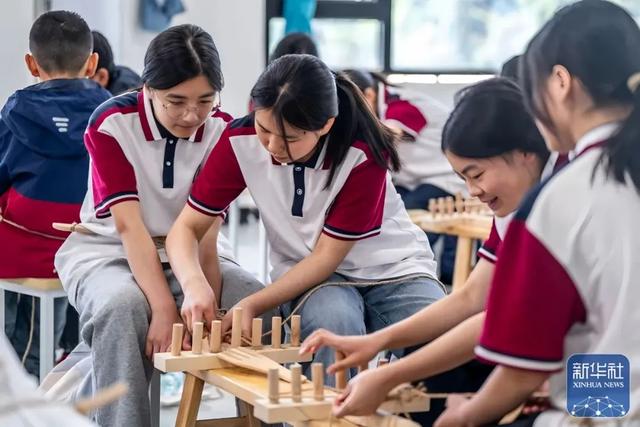 小小少年云南“闯关记”到昭通威信纳凉、探秘“红色宝藏”