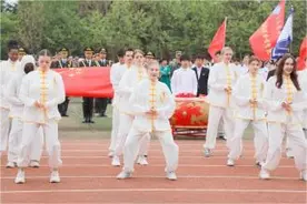 讲好中国故事，培养友谊使者图片