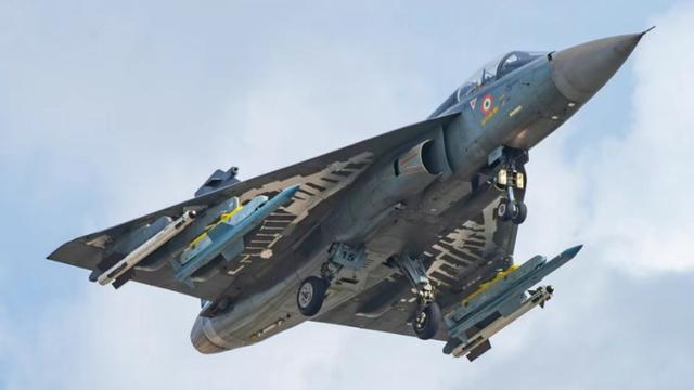 印度空军为何急于订购多型新式战机