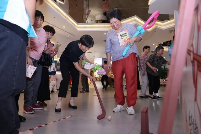 月满人团圆 ，九亭镇特色游园伴居民沉浸式过中秋