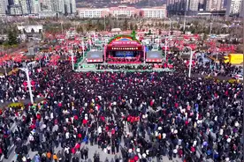 【甘快看】我家门口唱大戏！多图直击安万秦腔演出现场——图片