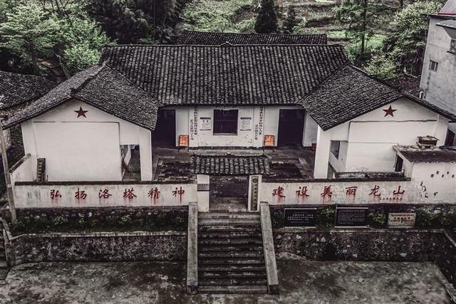 张军丨洛塔：大地史诗与人间星火