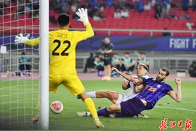 2∶1击败天津津门虎，武汉三镇终于在家门口赢球了图片