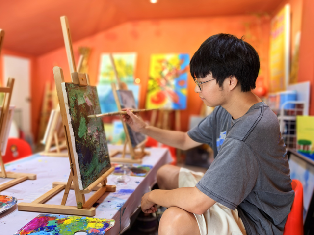好去处！高颜值！肇庆竟藏着这么多新型阅读空间……