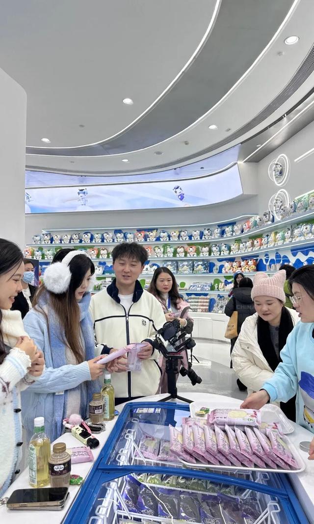 跟着大湾区踩线团打卡呼和浩特Day2：看遍历史与潮流，吃出地道风味！