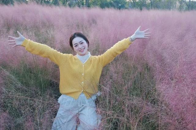 爆款打卡！这里藏着一片粉色云雾海，花期不等人