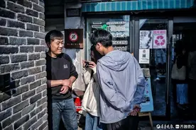 俞见|爱上CCD相机的年轻人图片