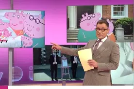 小猪佩奇妈妈三胎得女，一家五口合照公布图片