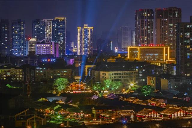乐游绵阳 清凉一夏 ‖ 球音伴行 畅游三台第一站——潼川古城：灯影千年，舌尖烟火