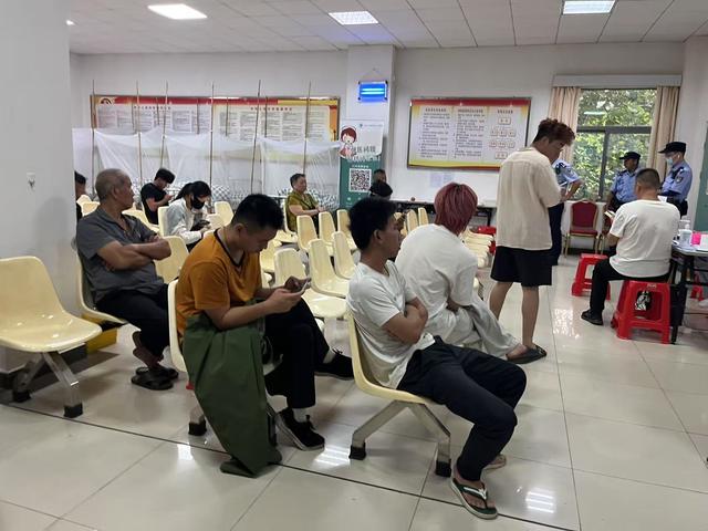 实探基孔肯雅热三级响应镇