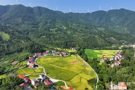 瞰江西！秋日乡村美如画图片