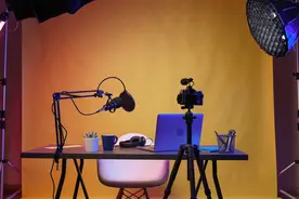 潮声丨直播播不停，主播还是个好职业吗？图片