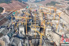 平陆运河马道枢纽船闸1号边墩封顶 船闸骨架初现图片