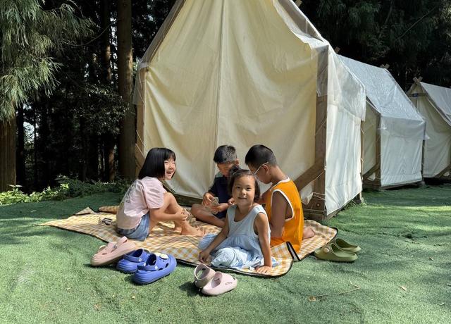 22℃的诗意栖居 华蓥山打造“清凉+暖心”避暑新体验