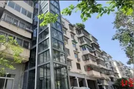 业主拒出资加装电梯后想使用被拒，舆论应理性看待图片