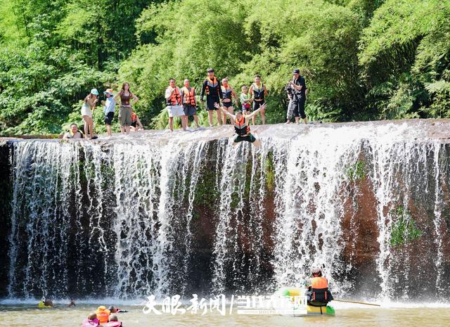 赤水夏日“慢人”图鉴