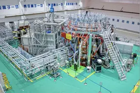 新一代人造太阳实现“双亿度”，中国聚变挺进燃烧实验图片