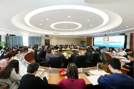 第40届上海市青少年科技创新大赛启动图片