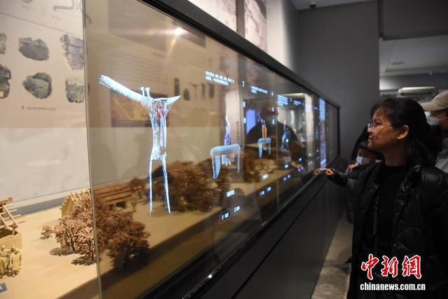 二里头夏都遗址博物馆冬日吸引游客