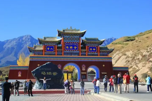 “深度游”还是“变相收费”？景区定价需透明合理丨中听