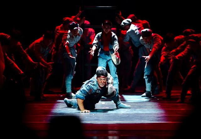 双向奔赴！来一场红城烟火之旅