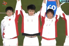 16岁武汉高中生跑成亚洲冠军图片