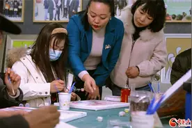 代表履职故事丨王娟：守护残疾群众 践行东西协作图片