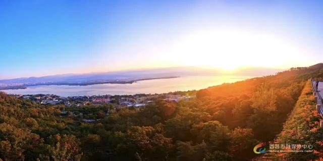 【跟着赛事游凉山】奔跑在画中 这张西昌“金标”名片藏着的湖光山色