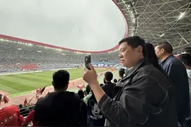 一位40年老球迷眼里的“苏超”图片