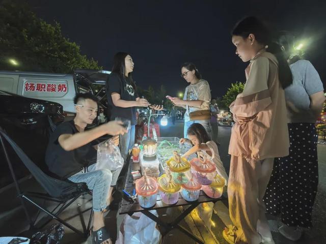 星空下的多巴胺派对，点燃初秋之夜！