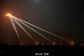 燃！陆军防空兵开展实弹射击考核图片