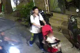 点赞！三亚15岁学生“捡”到1岁走失小男孩 并把他交给了警察蜀黍图片