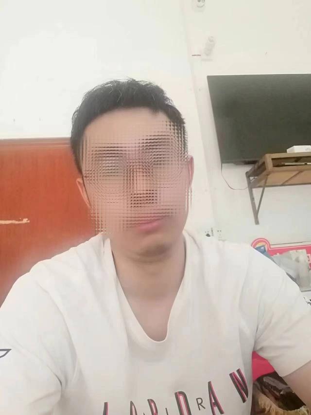 男子强奸少女获刑 检察官父亲当辩护人