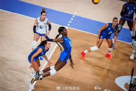 意大利女排首夺奥运冠军，把美国女排打崩溃了图片