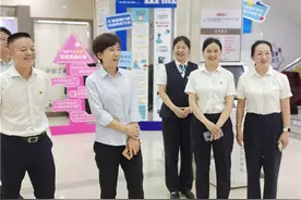 湖南工行开展“金融消费者权益保护行长接待日” 活动图片