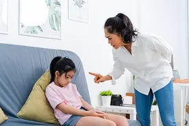 闪电心灵愈站丨最伤孩子的五句话，你知道吗？图片