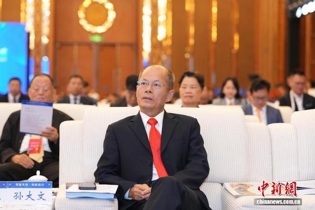 欧洲人文和自然科学院院士孙大文建言四川发展：以侨为桥，向新而行