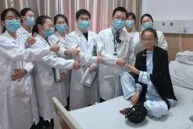 26岁女孩吃“小粉丸”，从200斤减到50斤，身体多个器官在出血……图片