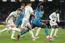 悬念延续！那不勒斯3-0完胜恩波利 落后国米3分图片