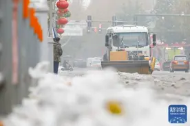 雪中作业保平安图片