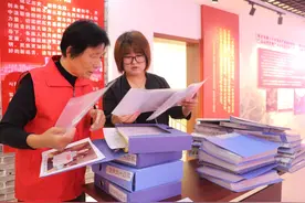永不褪色的“红色情怀”图片