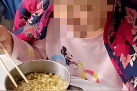 摆拍“给住院婆婆吃泡面”，聊城女子被行政拘留！律师权威解读图片