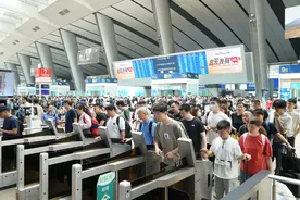 昨日北京地区铁路旅客发送量创端午假期新高图片