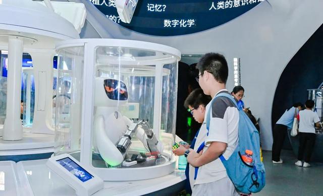 位于深圳光明！累计接待观众突破200万人次