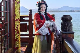 8位幸运儿中有你吗？3月的西湖画舫与你有约，欢迎晒照图片